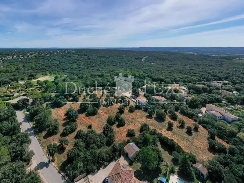 Terrain, 350 m²