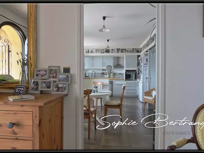 Maison, 236 m²