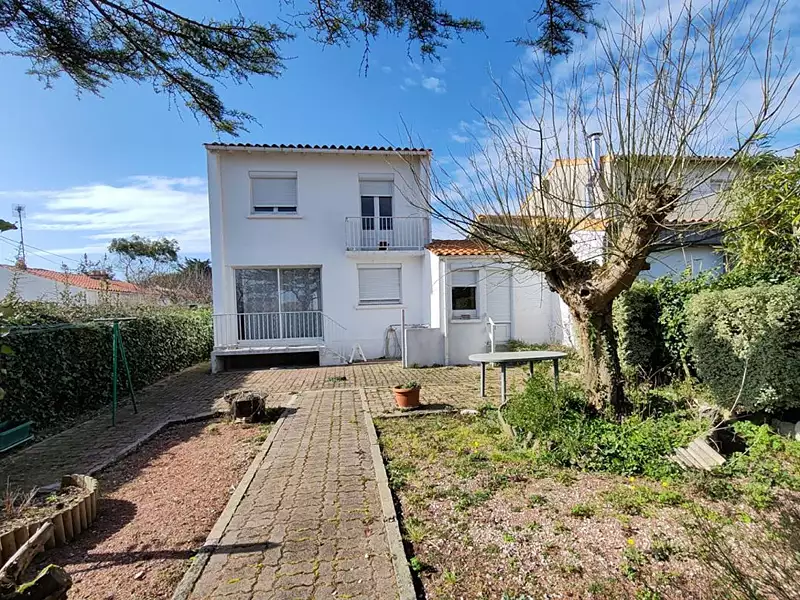 Maison, 83 m²