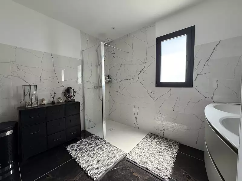 Maison, 145 m²