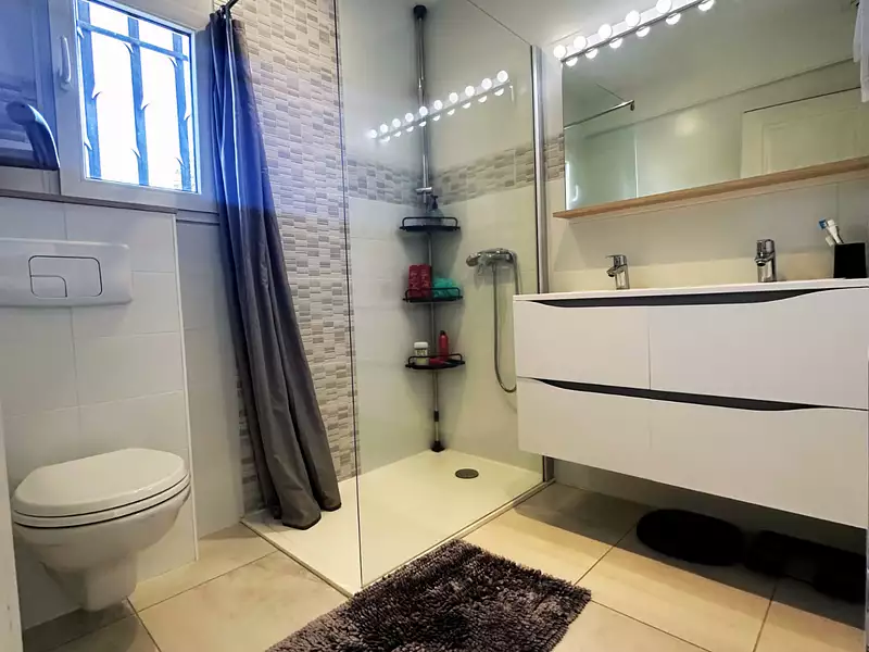 Maison, 102 m²