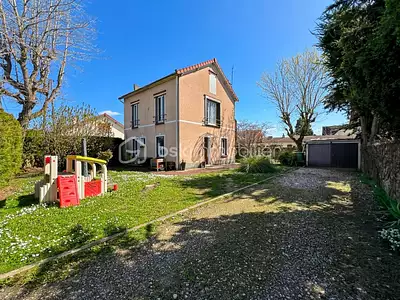 Maison, 153 m²