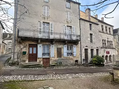 Maison, 230 m²