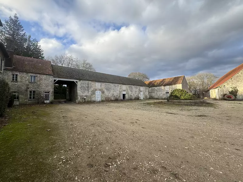 Maison, 784 m²