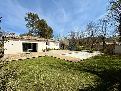 Maison, 180 m²