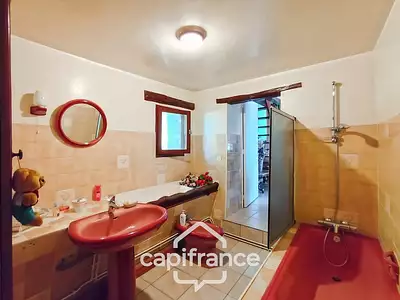 Maison, 212 m²