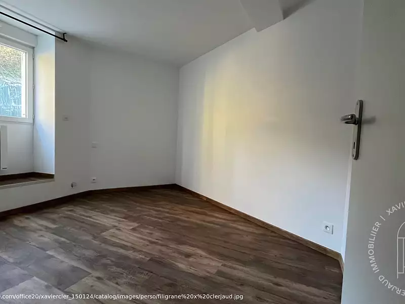 Immeuble, 130 m²