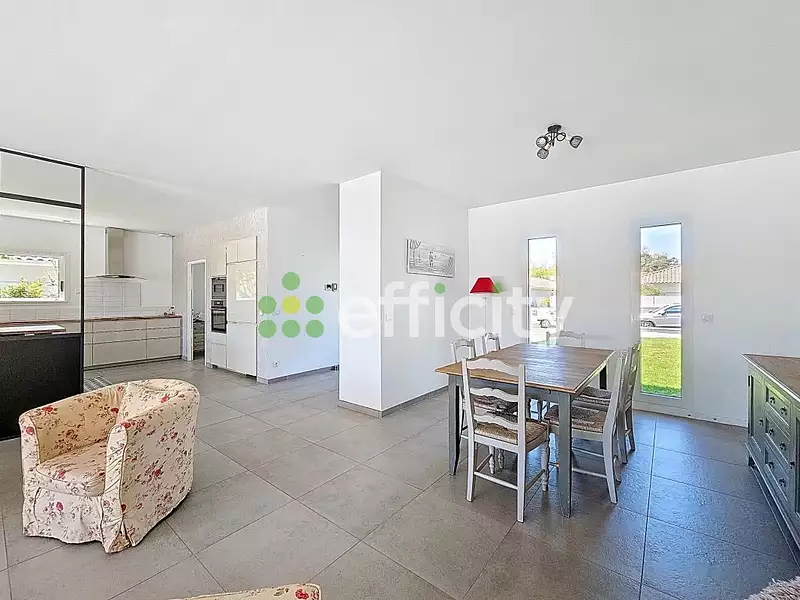 Maison, 160 m²