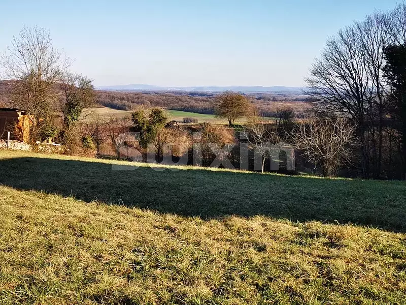 Terrain, 2 800 m²