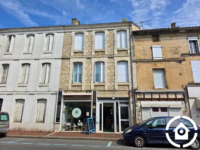 Immeuble, 187 m²