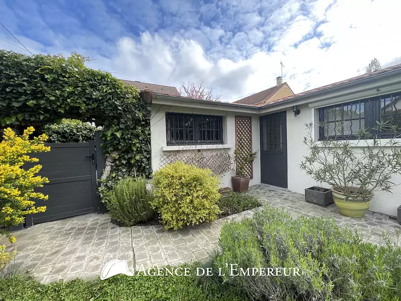Maison, 141 m²