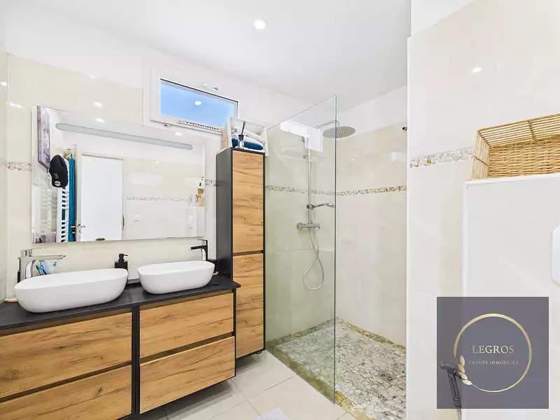 Maison, 147 m²