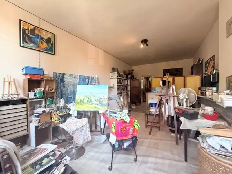 Immeuble, 215 m²