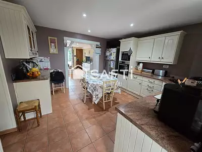Maison, 230 m²