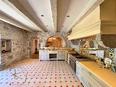 Maison, 267 m²