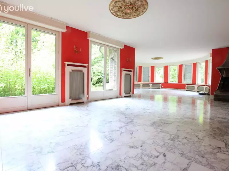 Maison, 316 m²