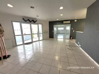 Maison, 280 m²