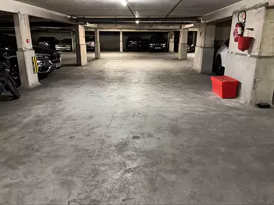 Parking, 12 m²