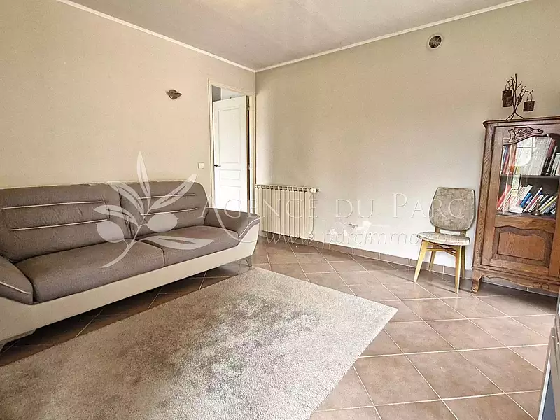 Maison, 180 m²