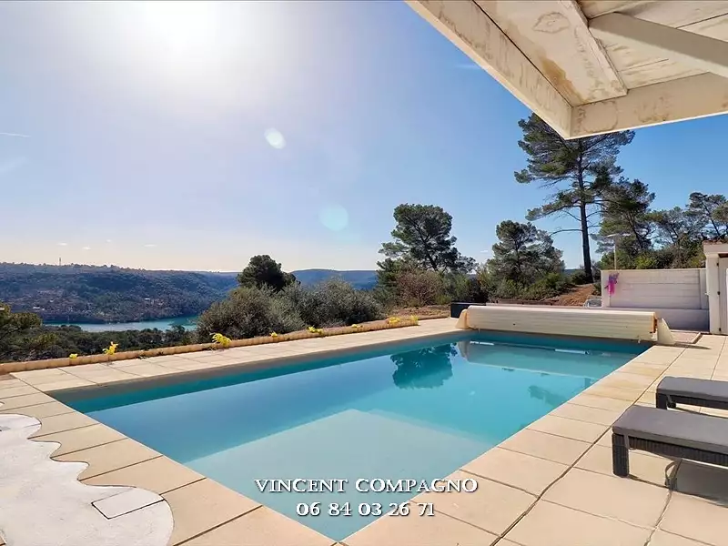 Maison, 230 m²
