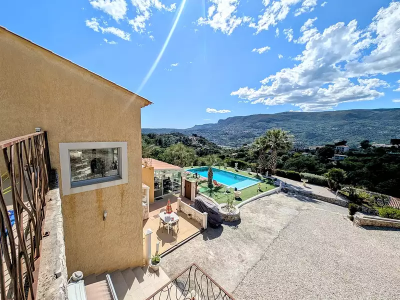 Maison, 370 m²