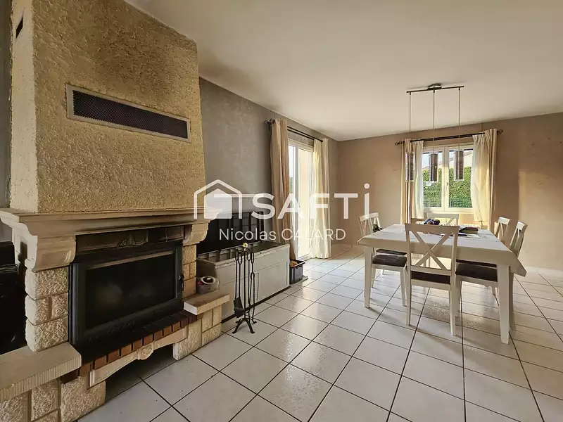 Maison, 77 m²