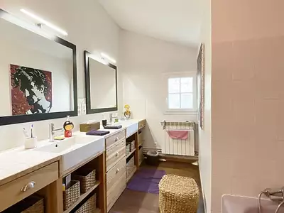 Maison, 230 m²