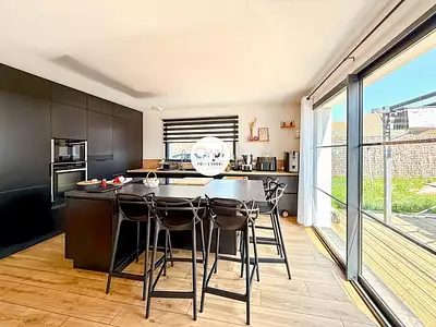 Maison, 157 m²