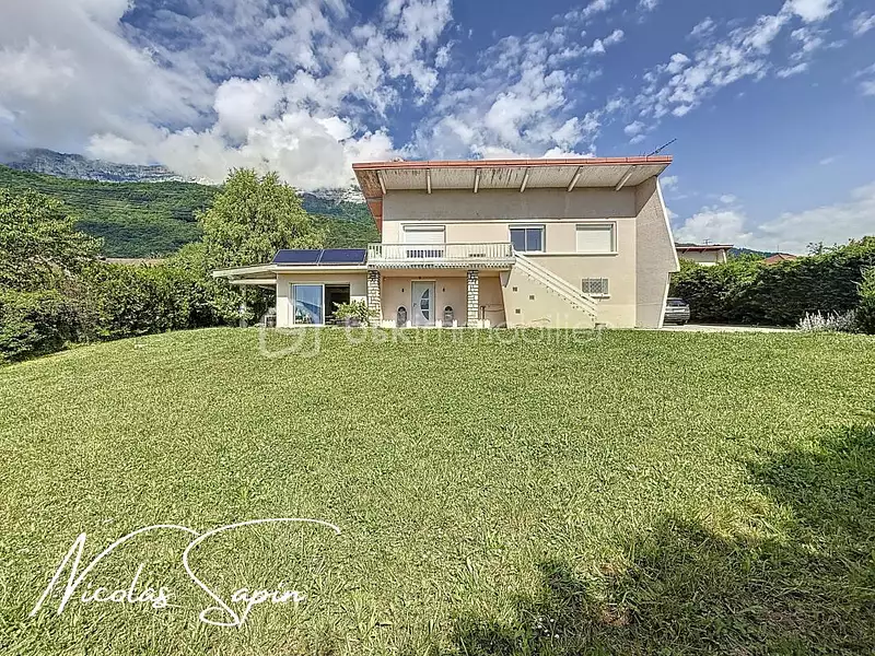 Maison, 170 m²