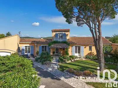 Maison, 223 m²