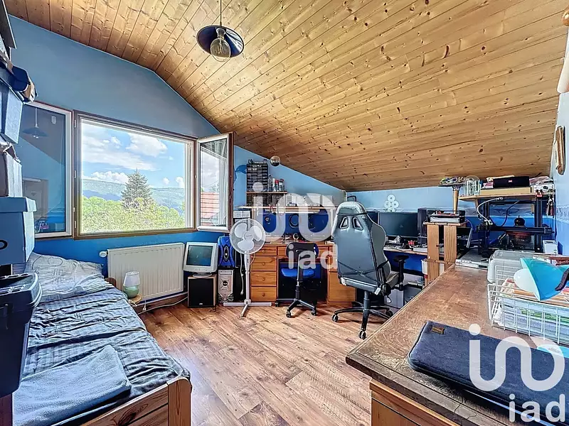 Maison, 248 m²