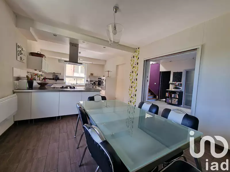 Maison, 168 m²