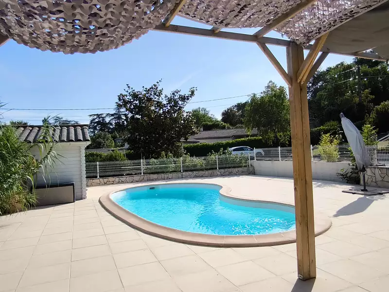 Maison, 160 m²
