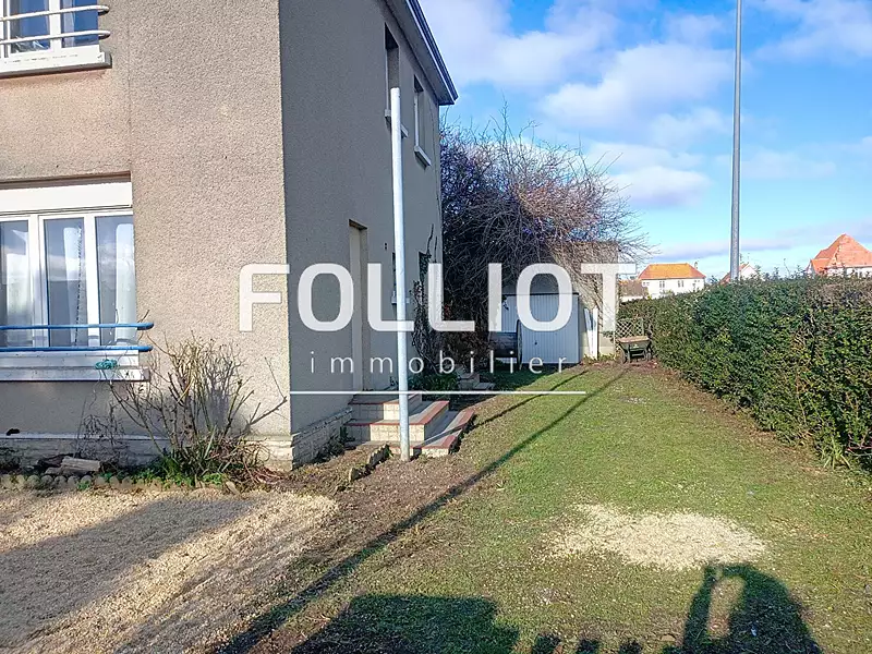 Immeuble, 140 m²