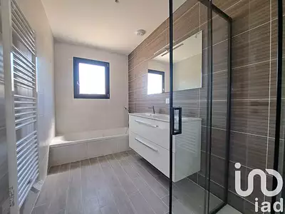 Maison, 123 m²