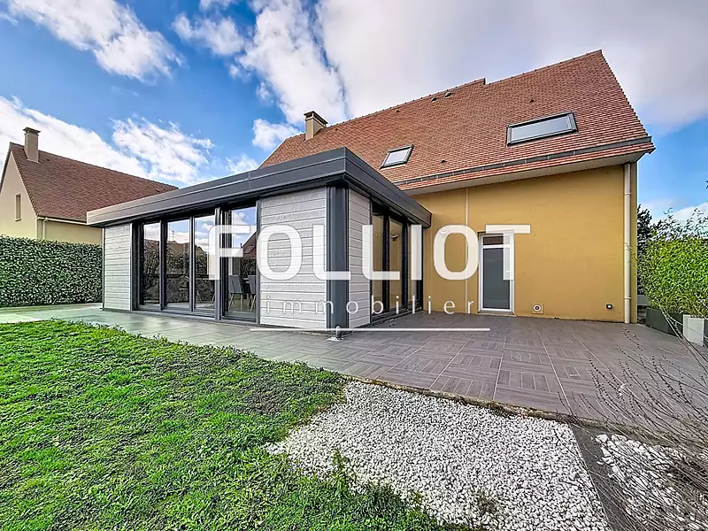 Maison, 156 m²
