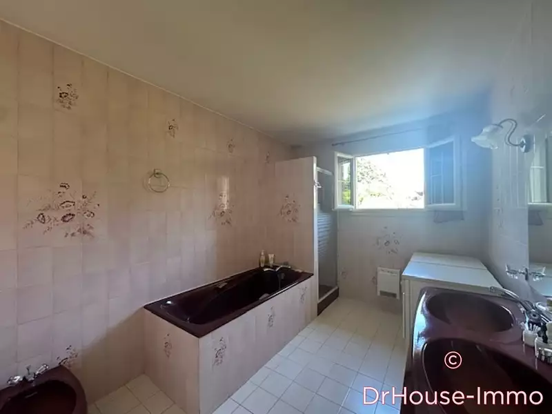 Maison, 182 m²