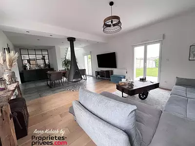 Maison, 195 m²