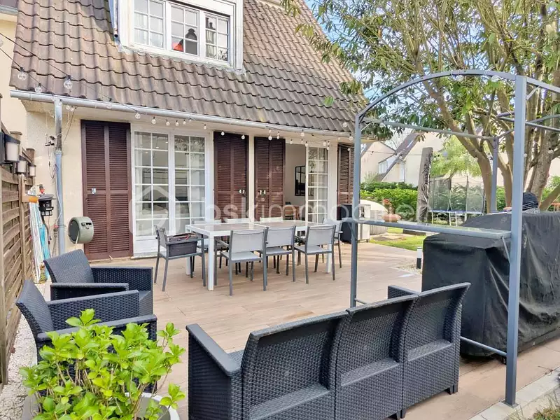 Maison, 123 m²