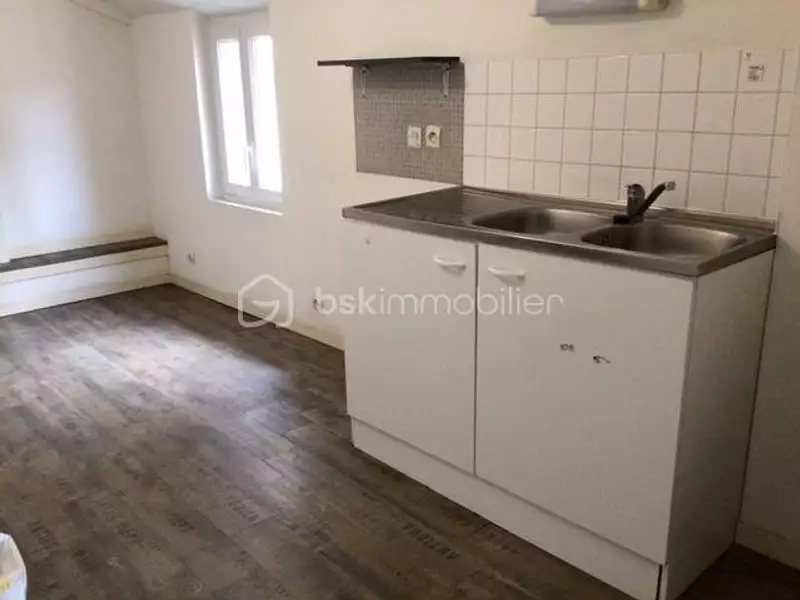 Immeuble, 143 m²