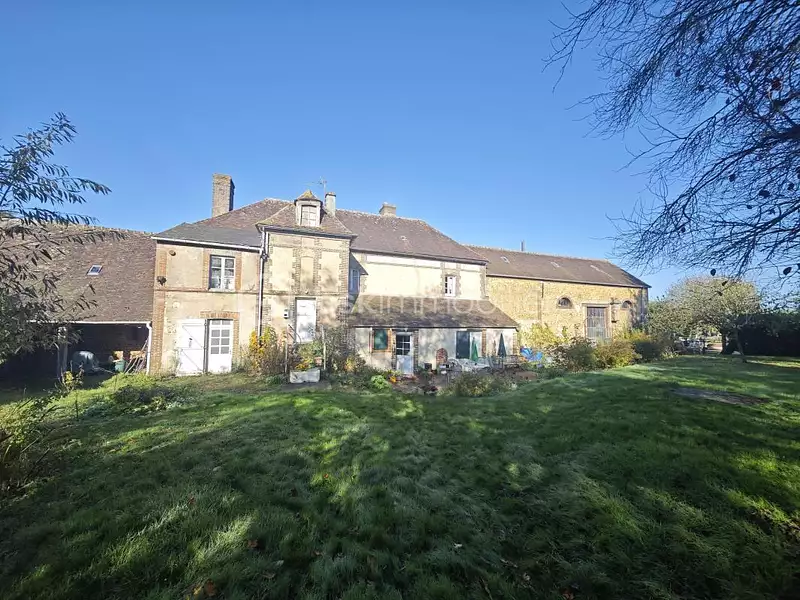 Maison, 211 m²