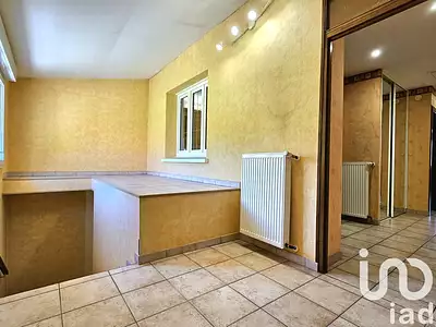 Maison, 240 m²