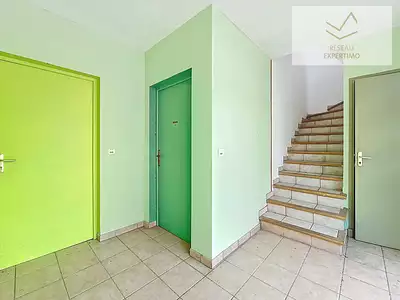Immeuble, 277 m²