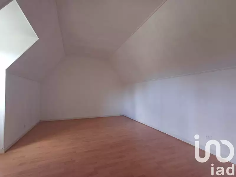 Maison, 196 m²