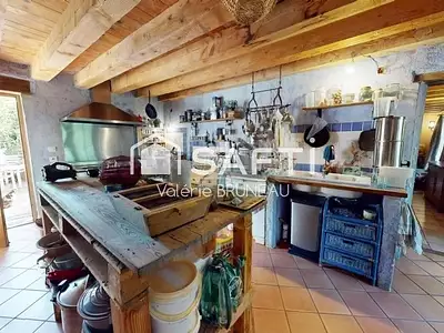 Maison, 218 m²