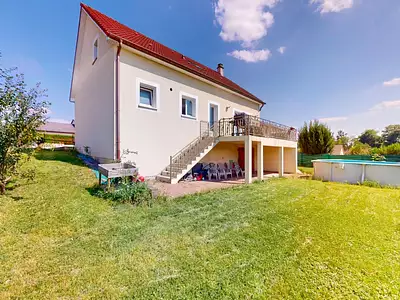 Maison, 165 m²