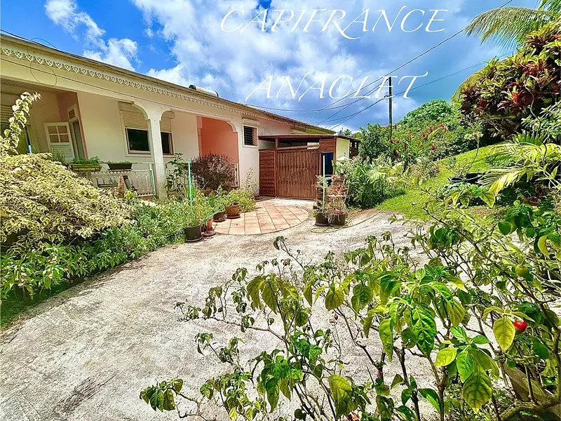 Maison, 244 m²