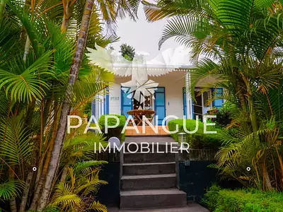Maison, 305 m²