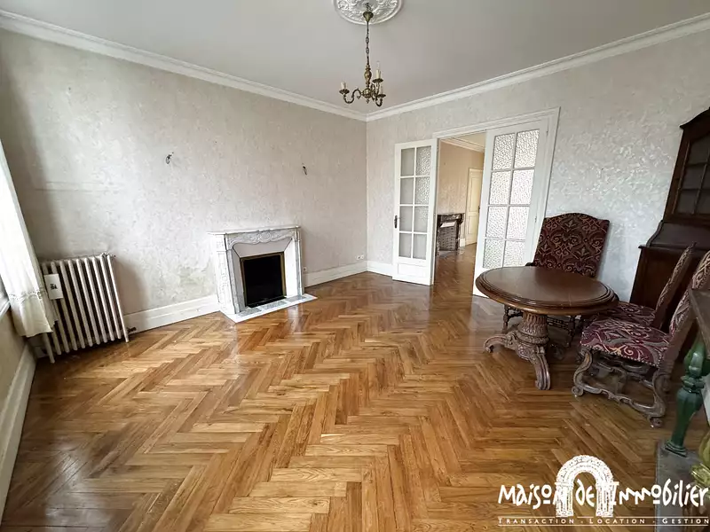 Maison, 169 m²