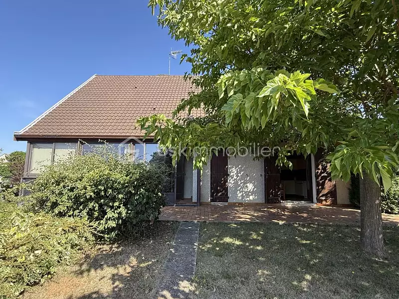 Maison, 180 m²